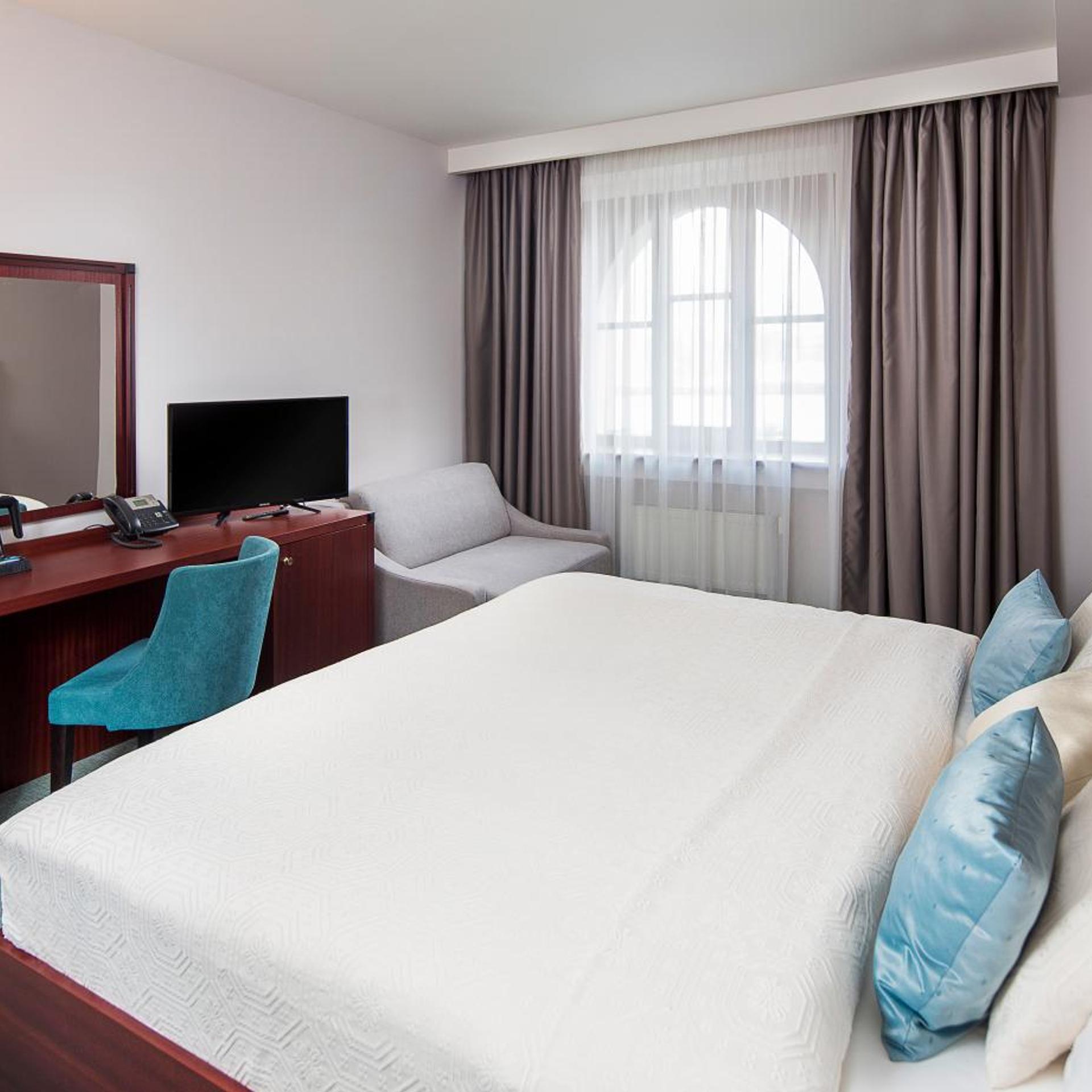 غرفة بسرير مزدوج، Kultura Hotel 2/7