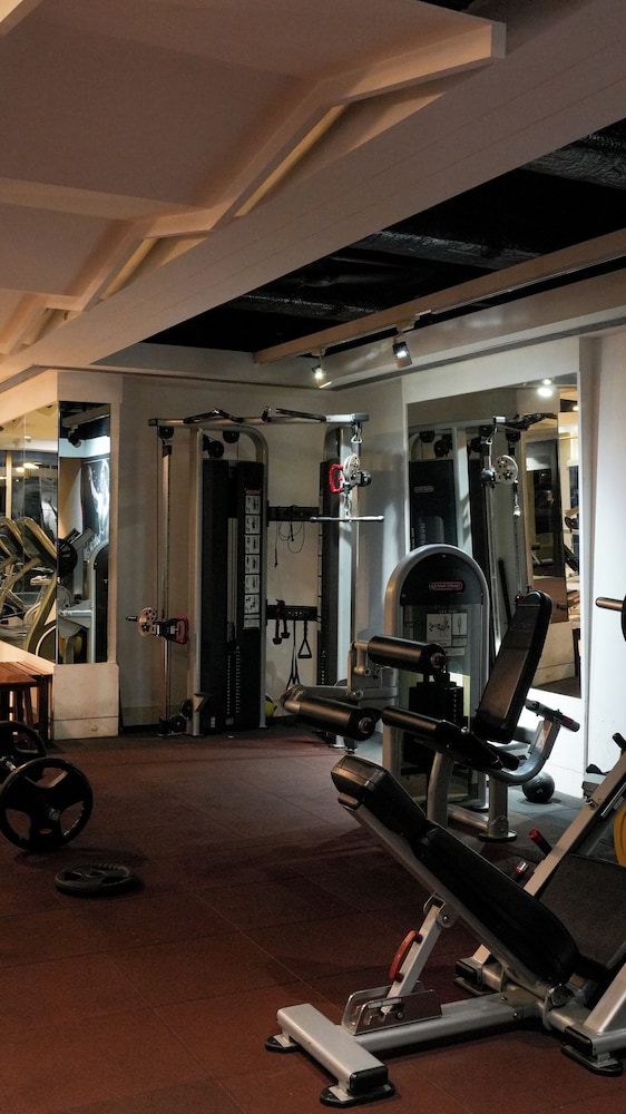 The Club Emerald Chembur 21/51