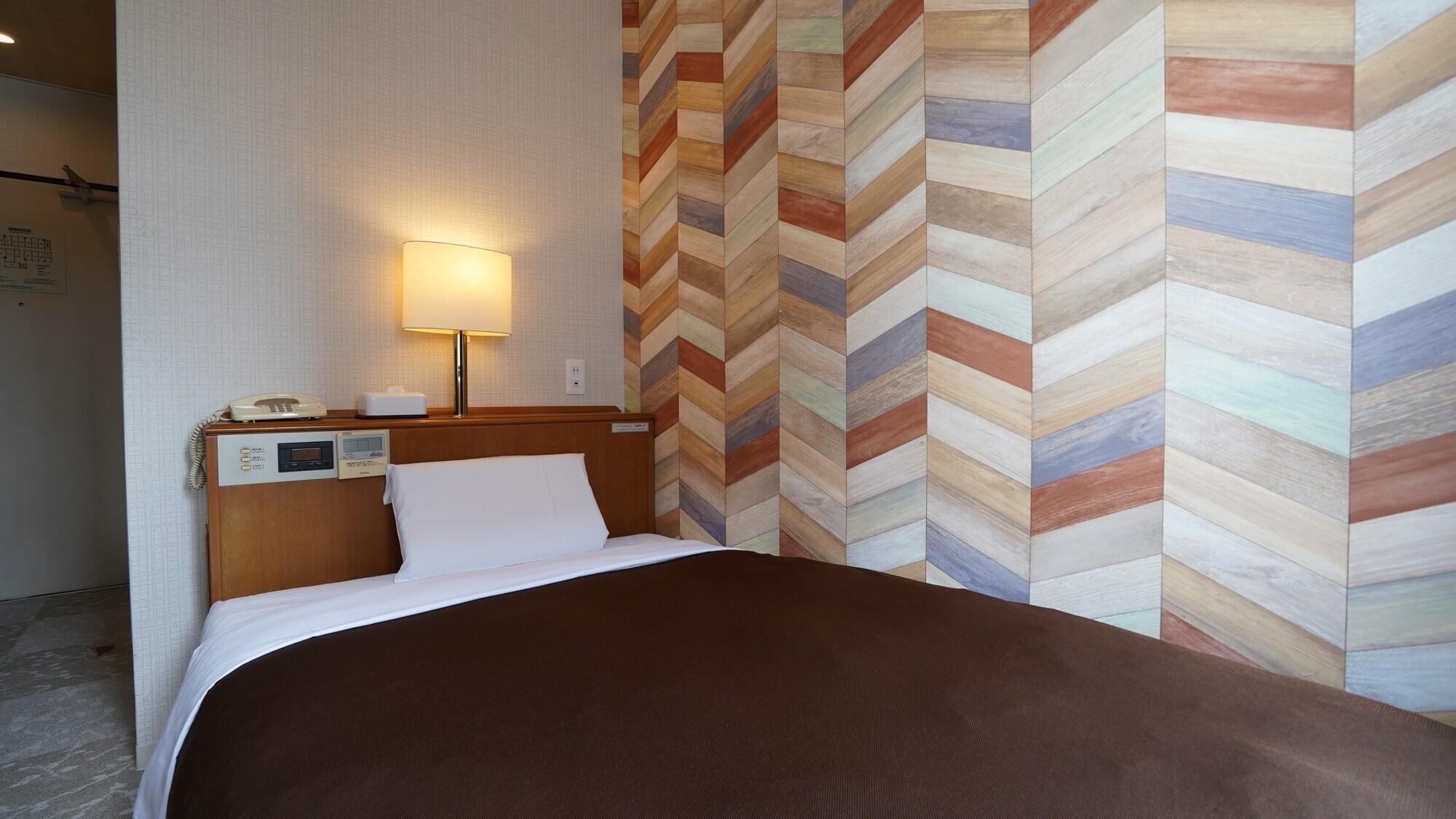 Semi Room, Semi Double Bed