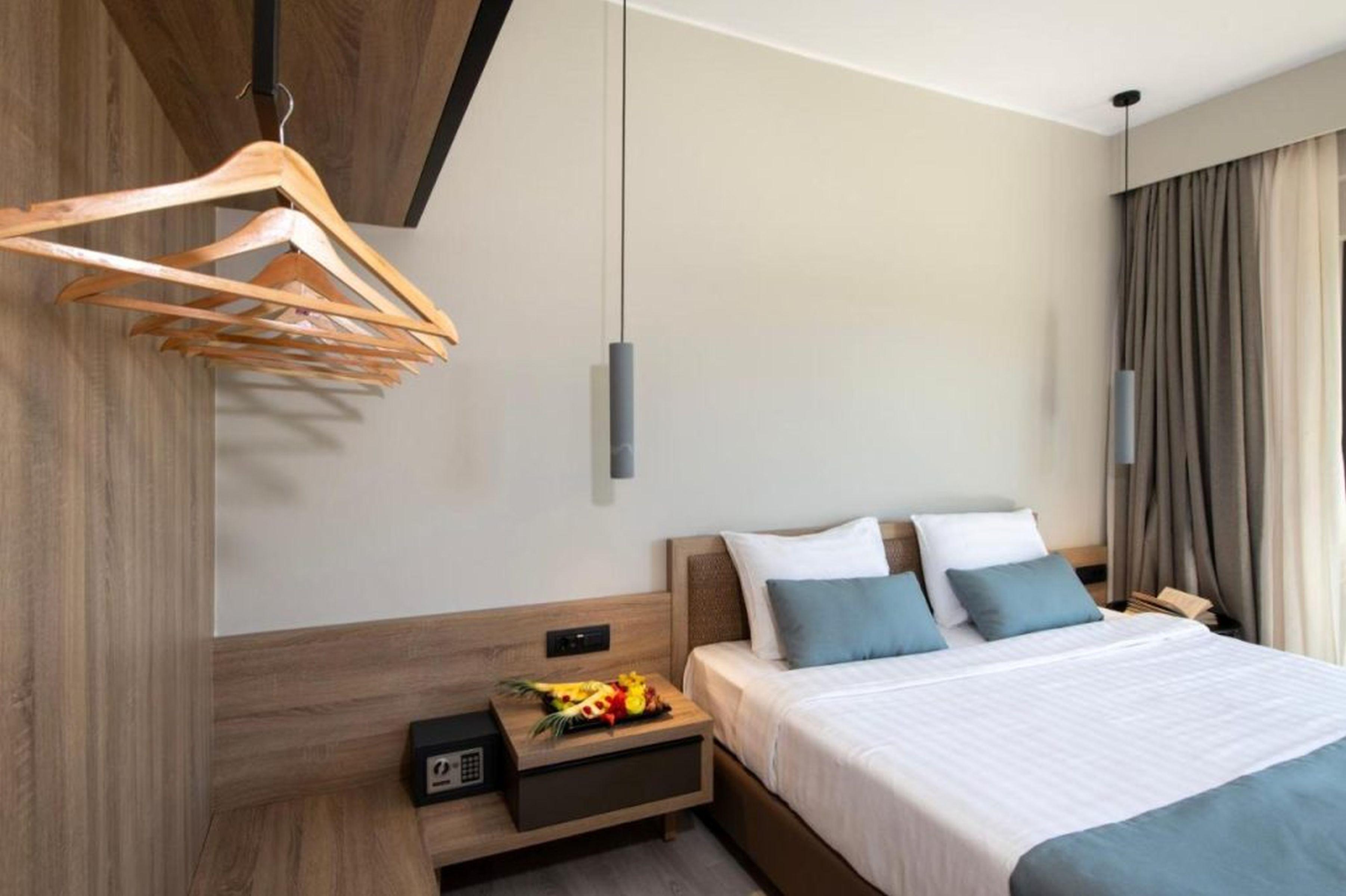 Double Room - Side Sea View