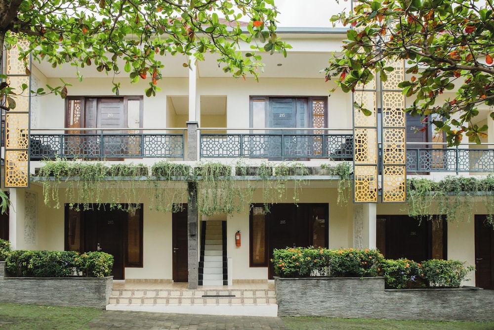 Grand Kesambi Resort and Villa 12/111