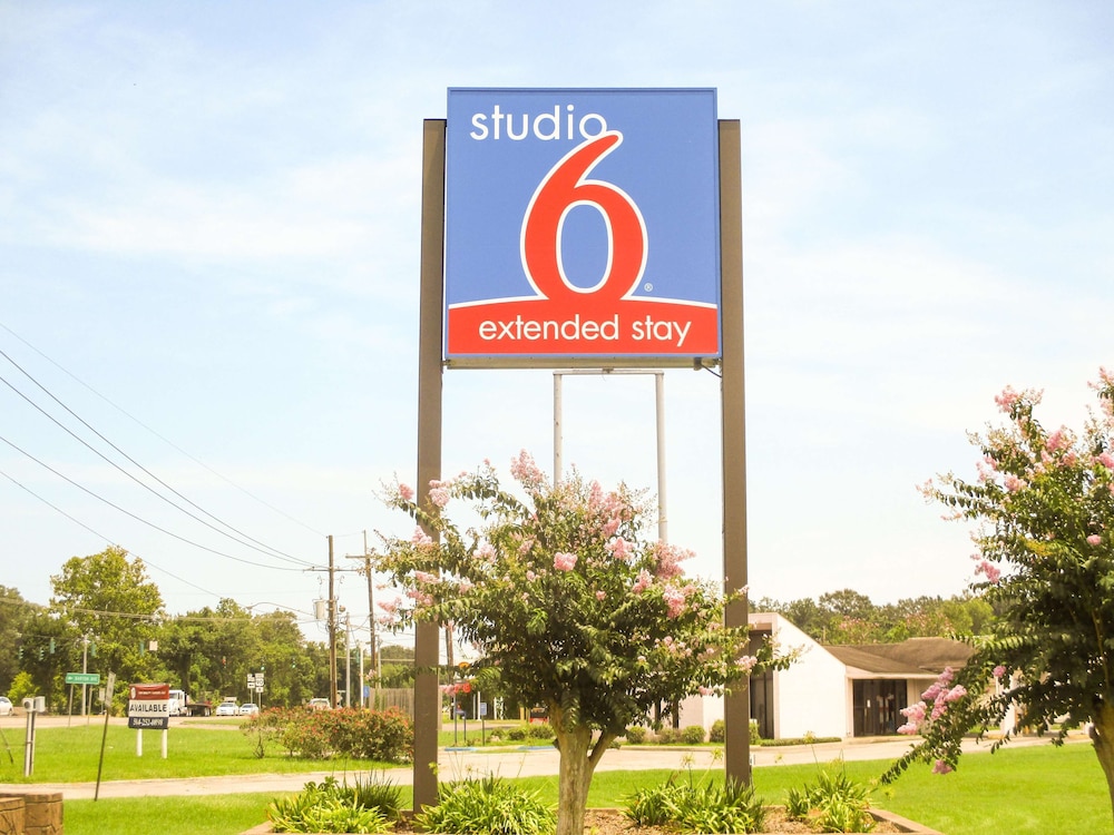 Studio6 Luling, LA in LULING - LA