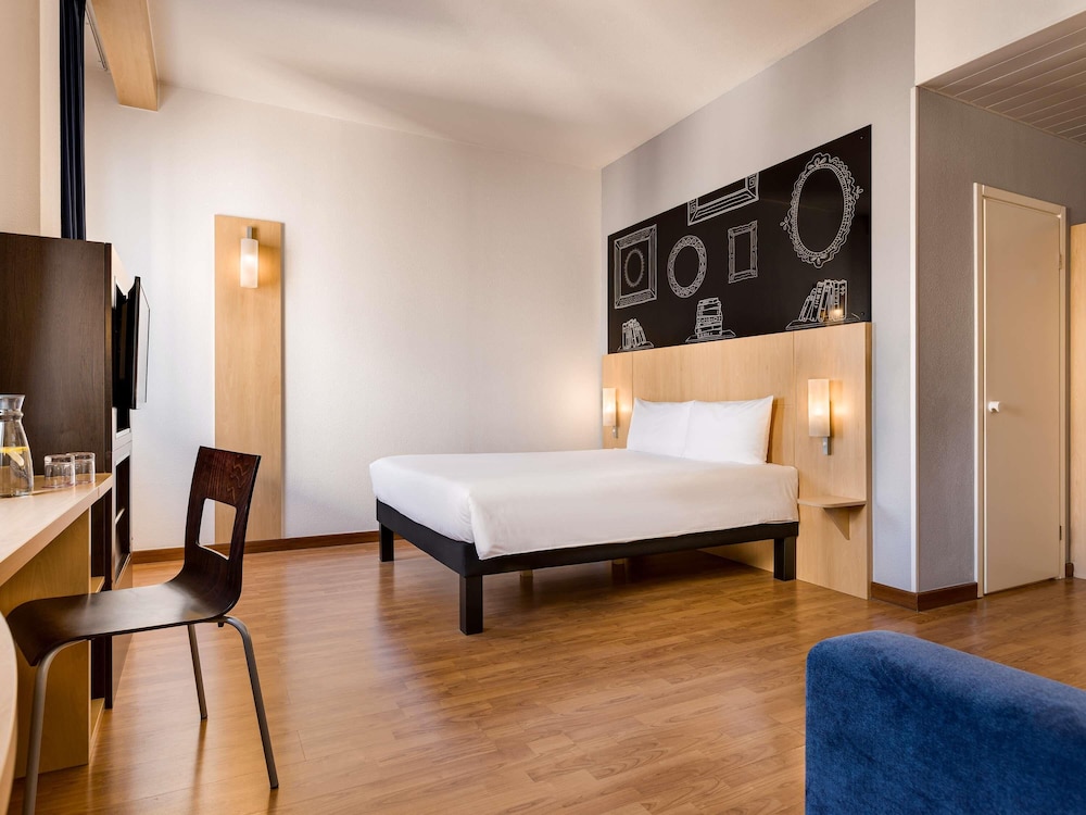 Ibis Kiev City Center 19/47