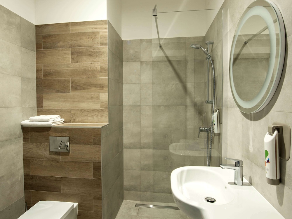 Ibis Styles Grudziadz 50/50
