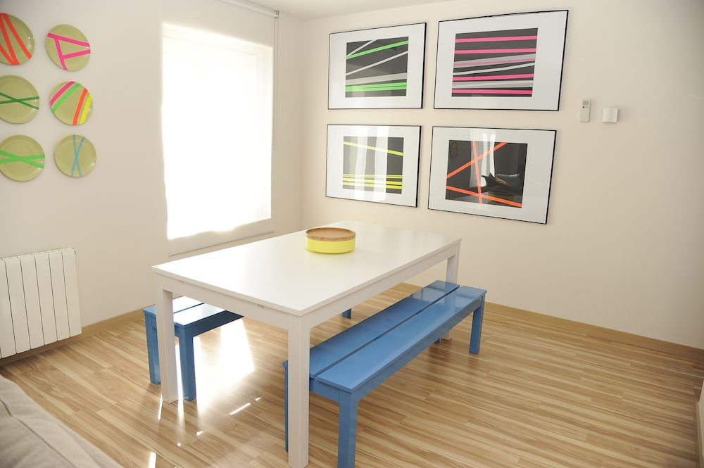Mola Suites 17/32