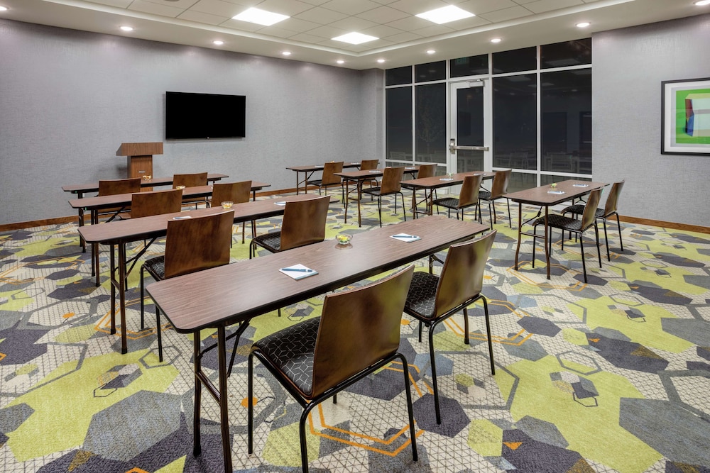 Homewood Suites by Hilton Edina Minneapolis 51/57