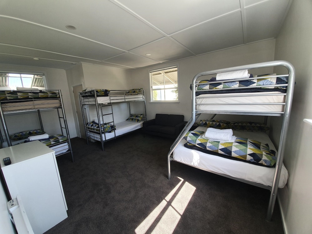North South Holiday Park 43/72