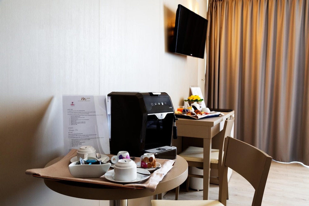 JR Hotels Gate 7 Bologna 66/70