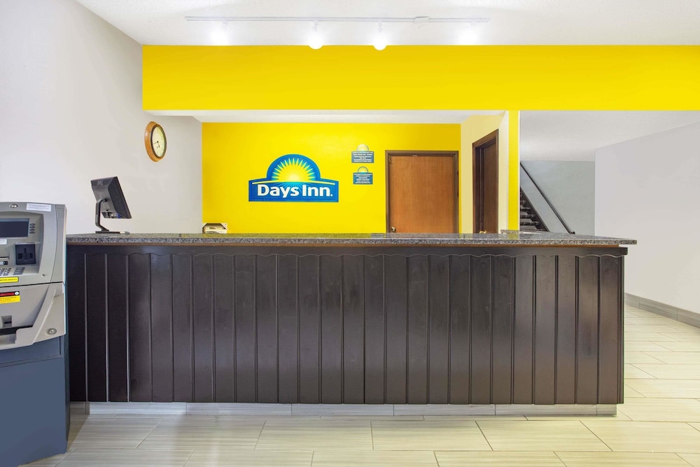 Days Inn by Wyndham Fond du Lac 6/27