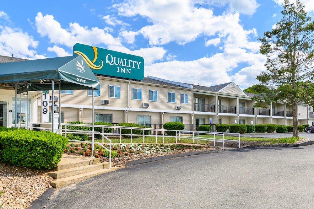 Quality Inn Bourne - Cape Cod 3/25