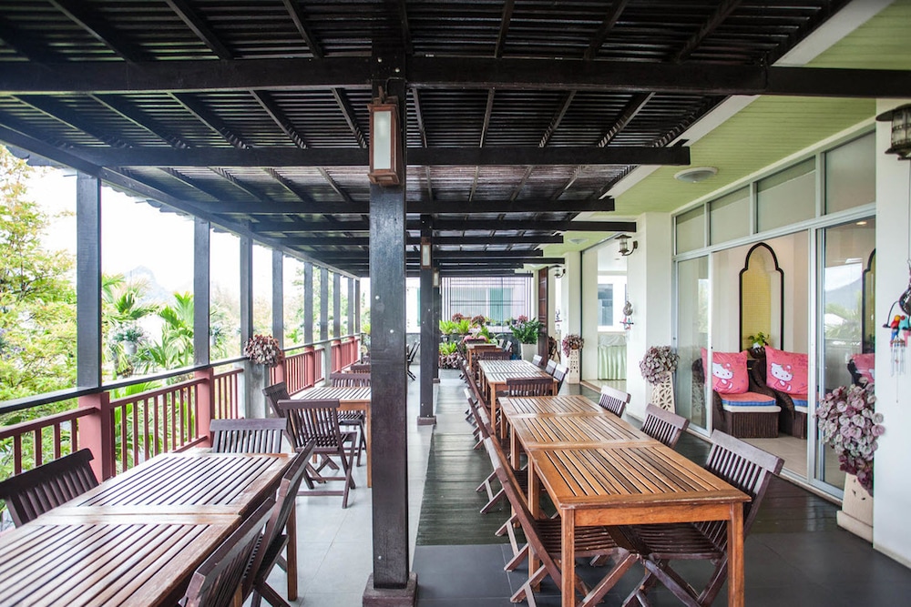 Royal Nakara Ao Nang 36/48