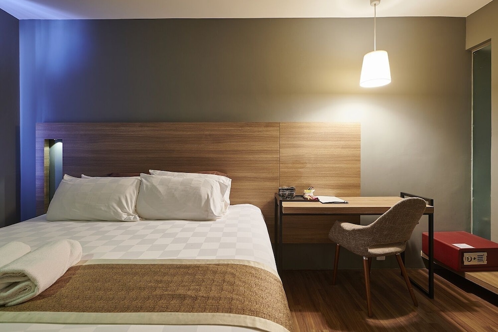 The Leverage Business Hotel Mergong 17/51