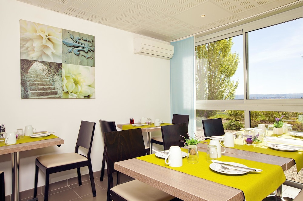 Sejours & Affaires Moulin Neuf Manosque 20/23