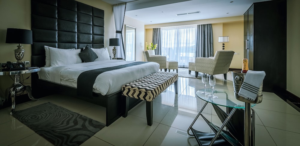 Acacia Premier Hotel 16/66