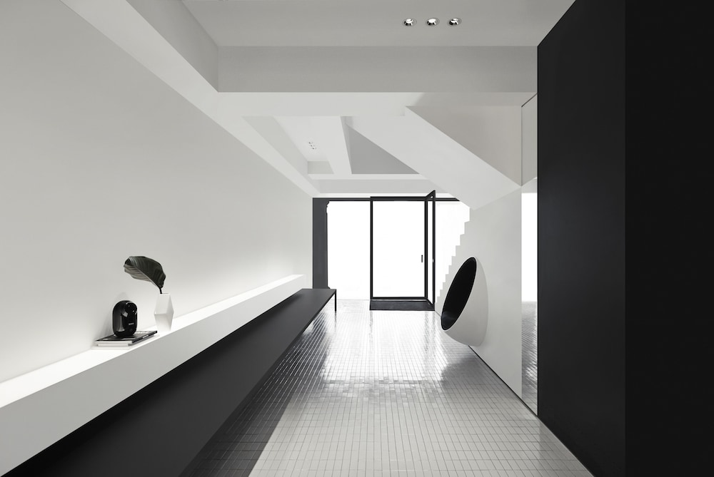 Hotel Mono 16/54