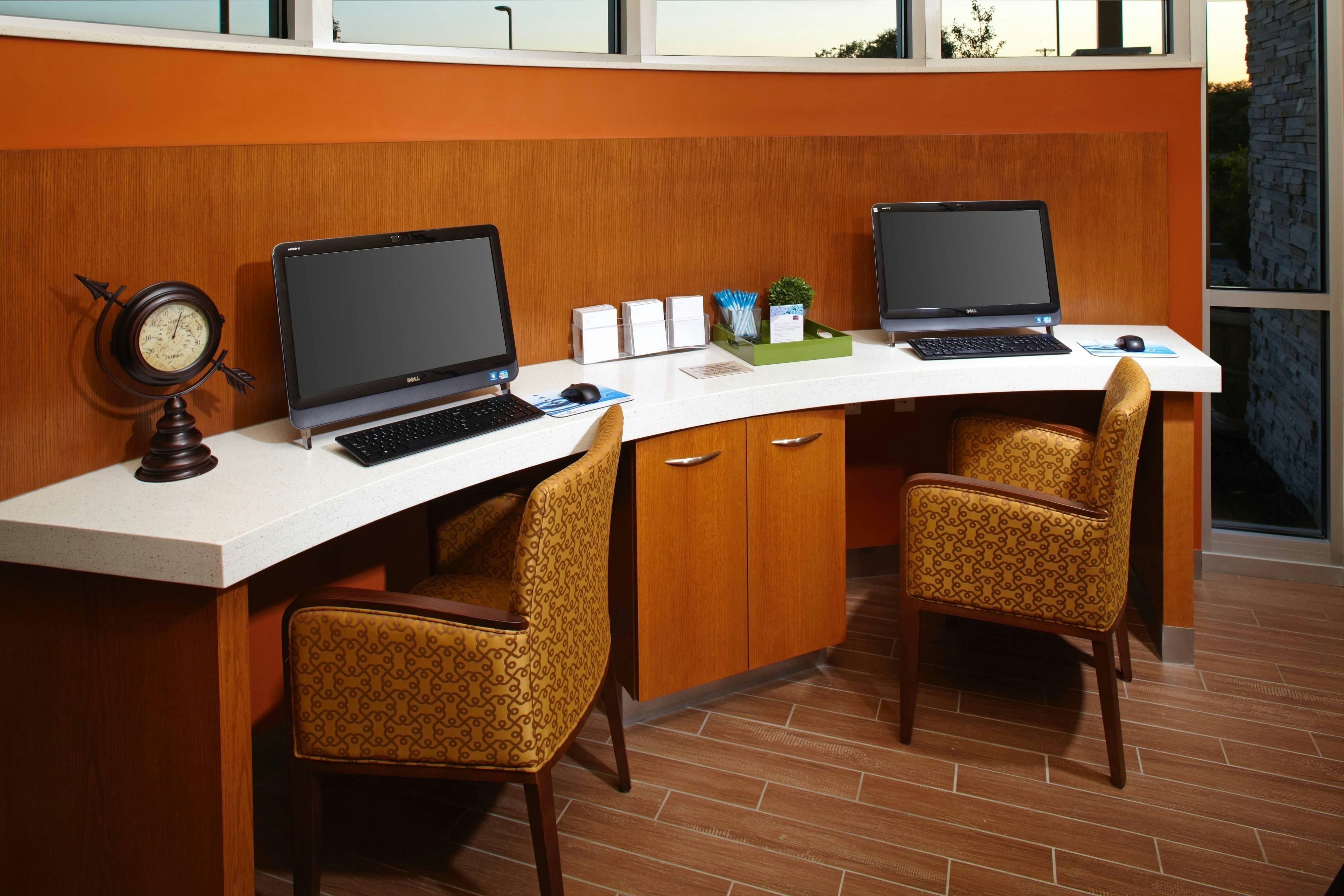 Springhill Suites Pittsburgh Latrobe 16/19