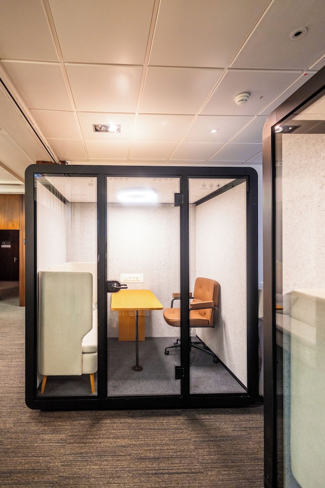 Ramada by Wyndham Baden du Parc 46/74