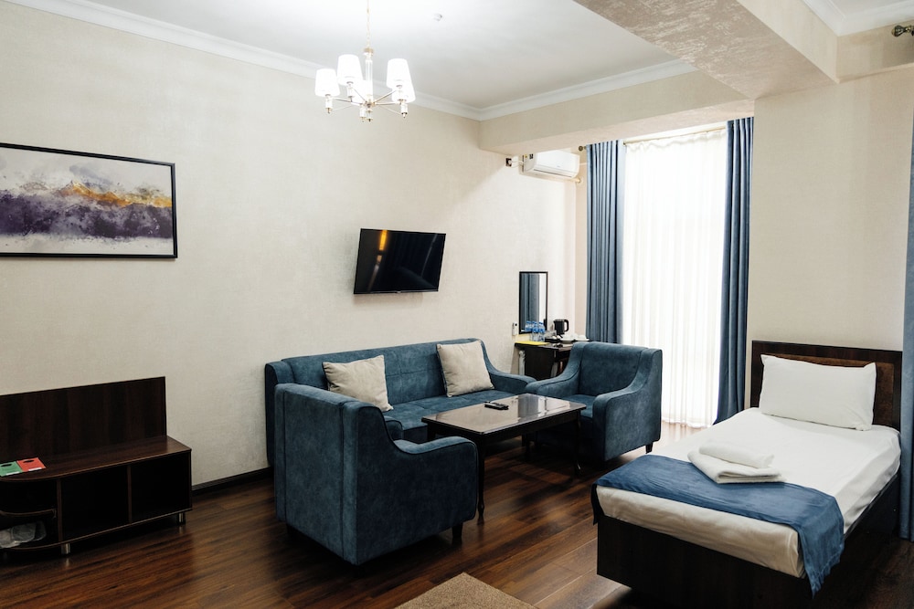 Ravan Hotel Tashkent 45/58
