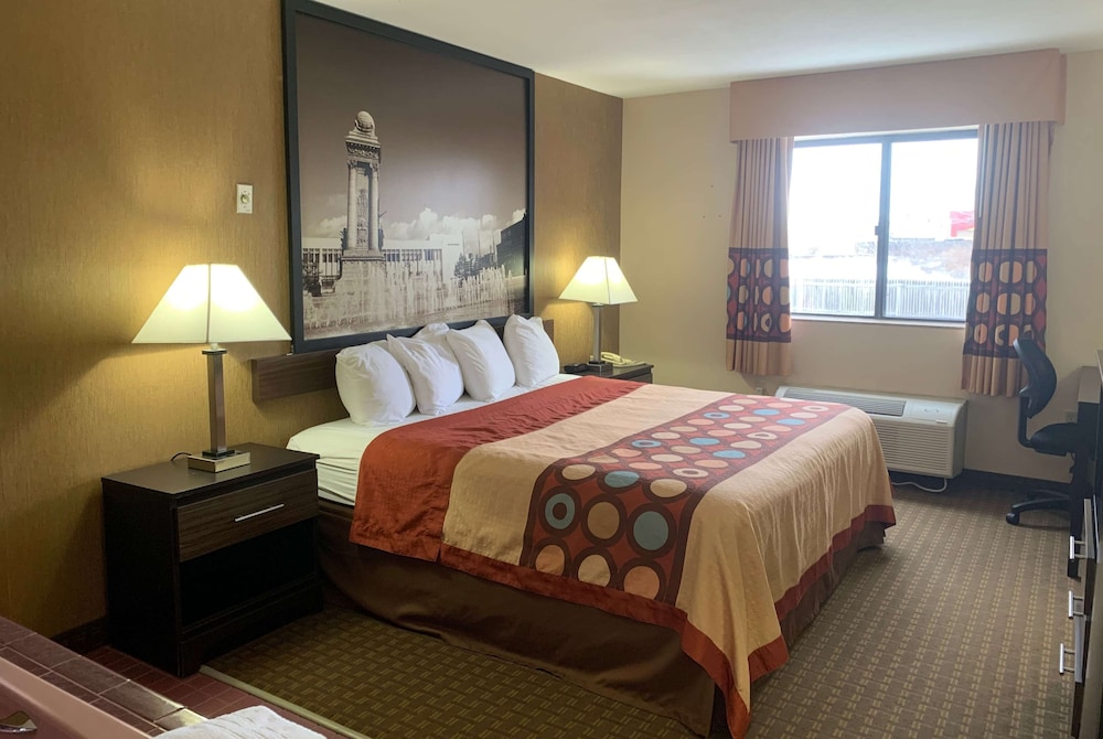 Super 8 by Wyndham Liverpool/Clay/Syracuse Area 11/21