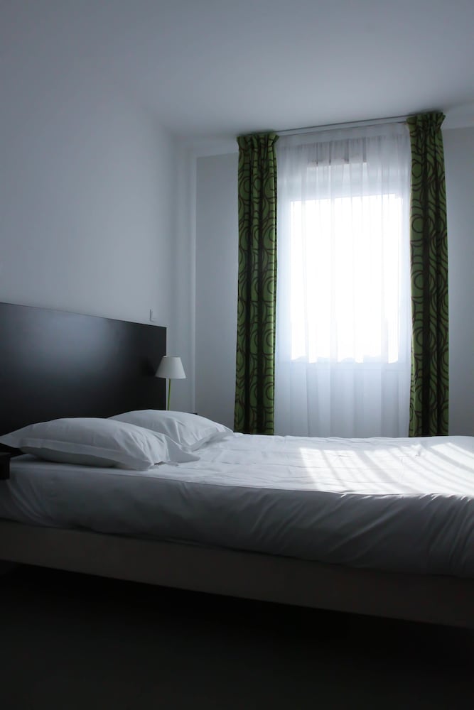 KOSY Aparthotel Campus del Sol Esplanade 17/67