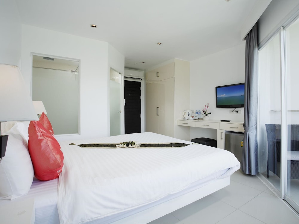 Grand Sunset Hotel 13/50