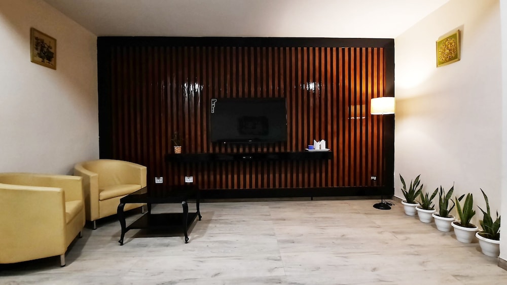 Sai Village Cyber Park 35/38