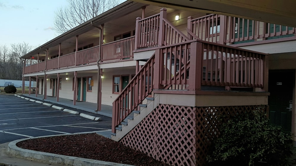 Mountain Valley Inn Dillard 2/62