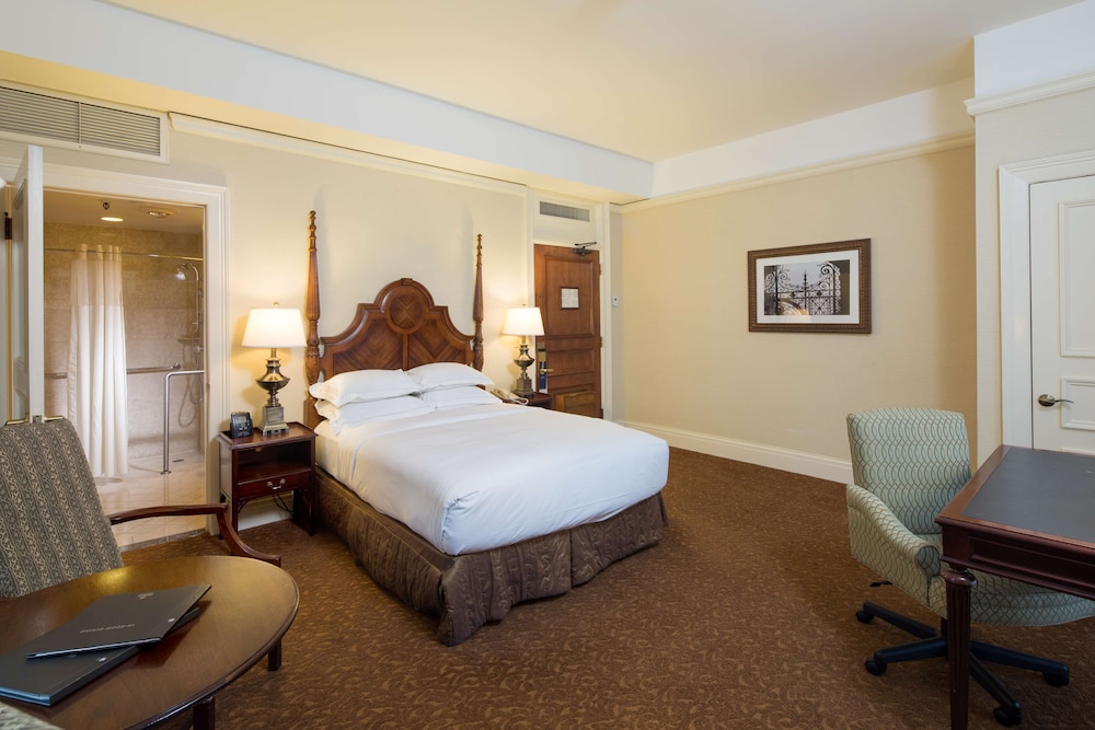 The Seelbach Hilton Louisville 16/54