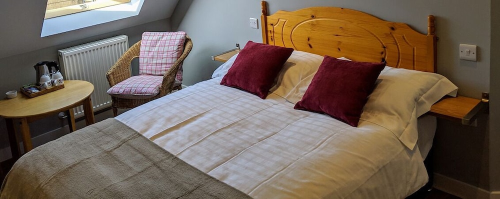 Falcon Crest Guest House 13/21