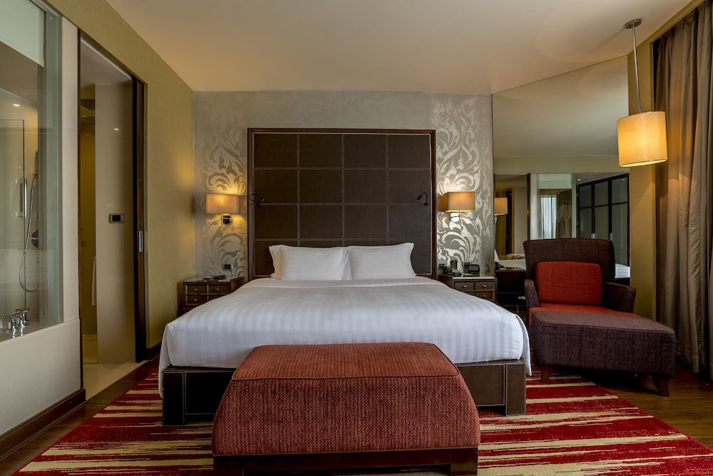 Hilton Bangkok Grande Asoke 10/59