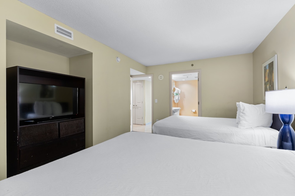2 BEDROOMS, CONDO, BASIC, OCEAN FRONT