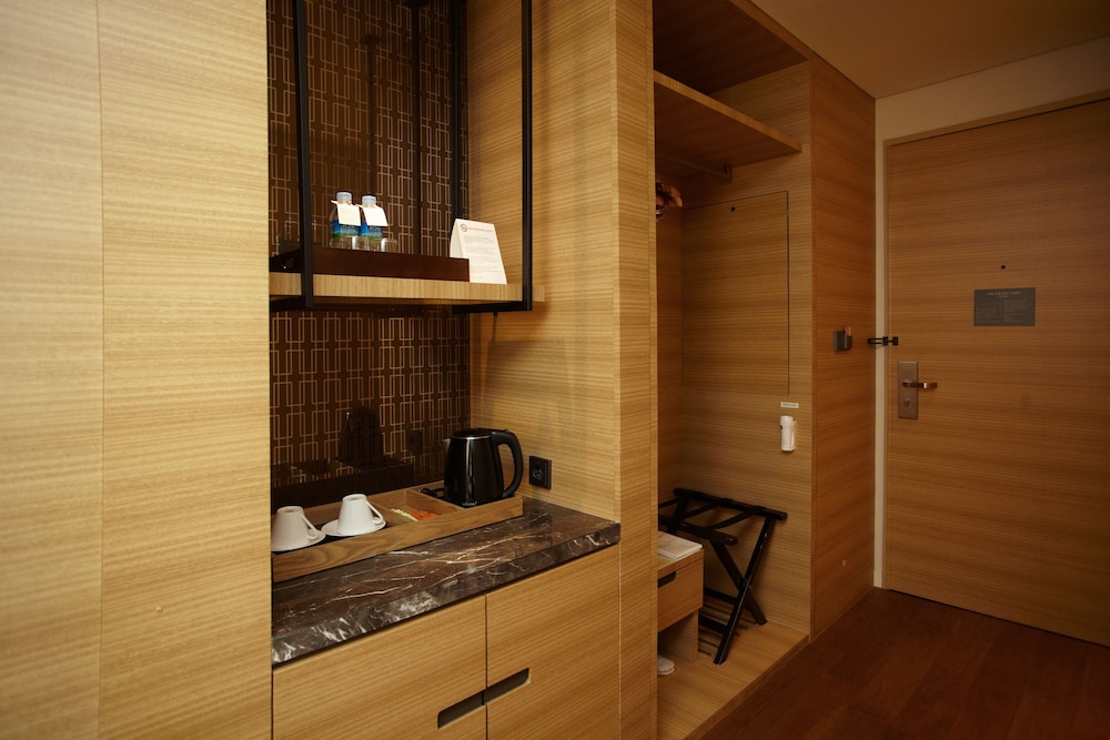 Crown Park Hotel Seoul 62/71
