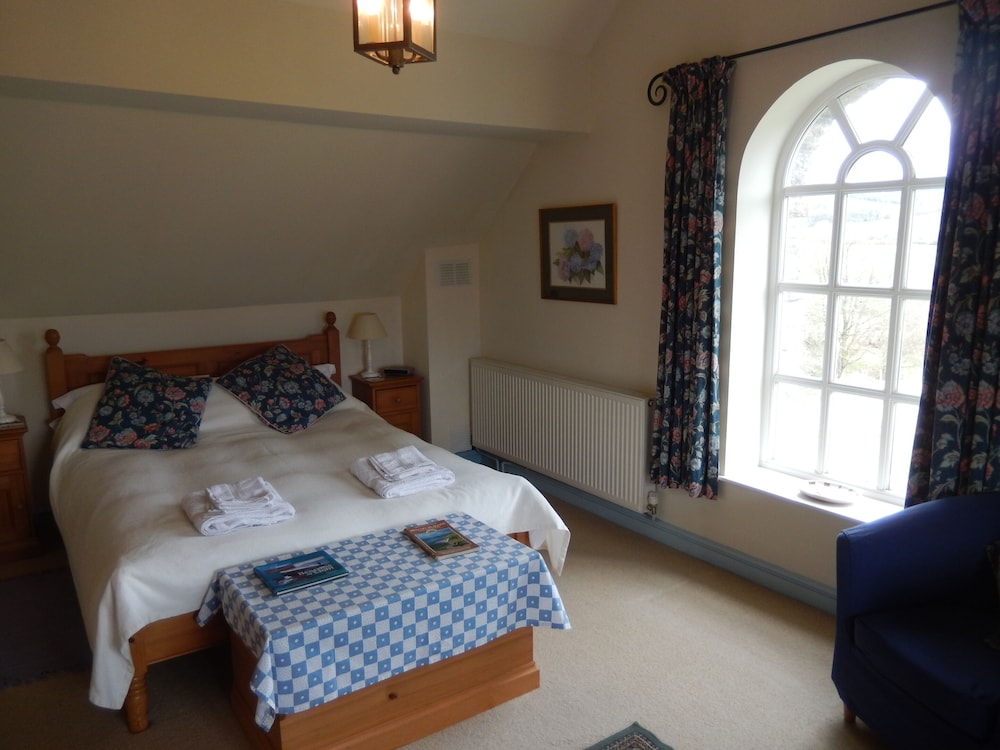 Alltybrain Farm Cottages 10/50
