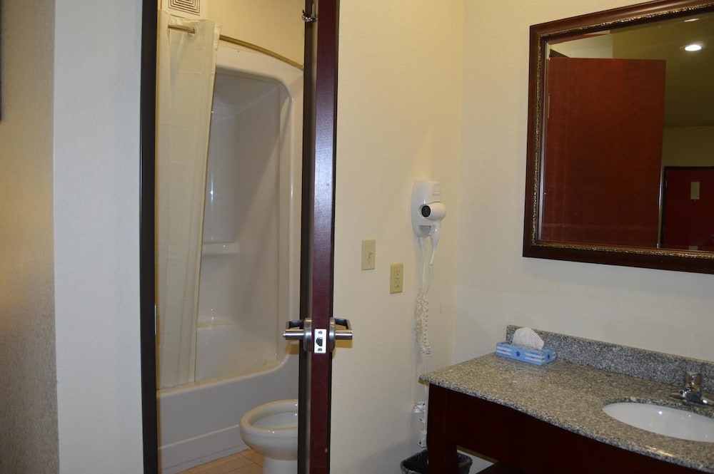 HiWay Inn Express Kiowa Hwy 69 52/55