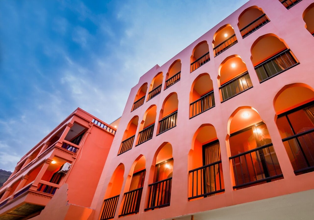 Khaleej Mazz Hotel Patong 5/73
