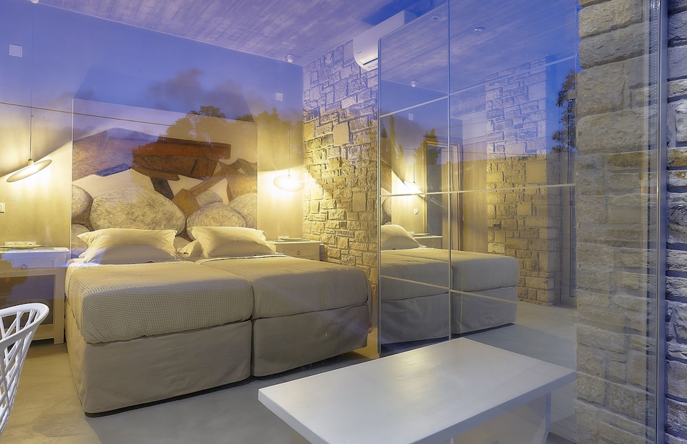 Kouros & Kori Villas 49/49