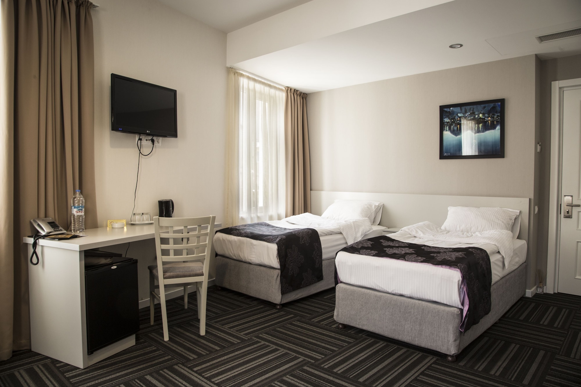 STANDARD, TWIN BEDS
