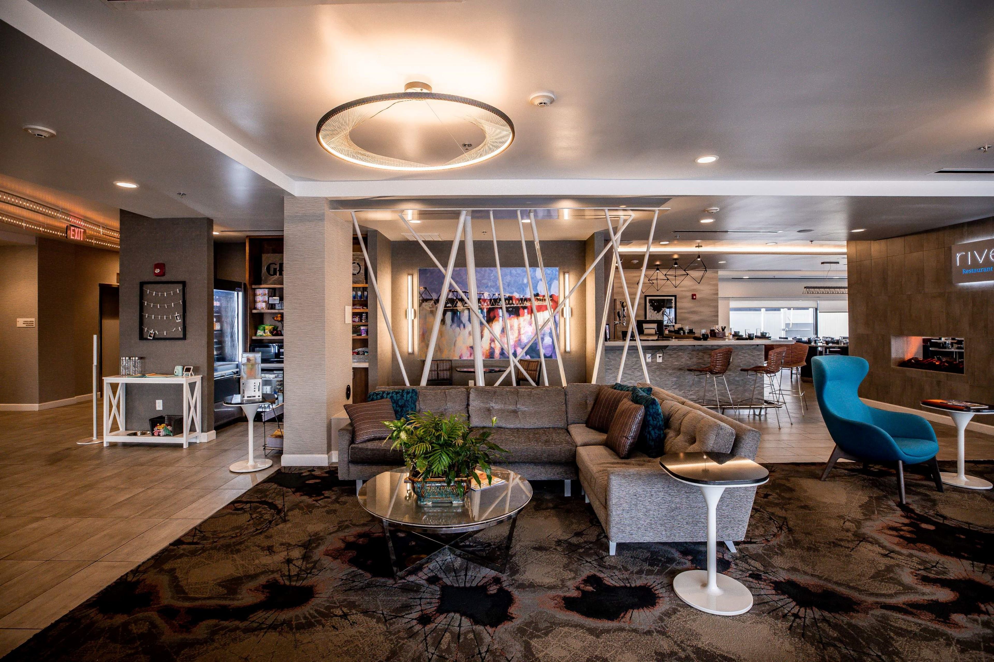 Hotel Indigo Harrisburg – Hershey, an IHG Hotel 8/23