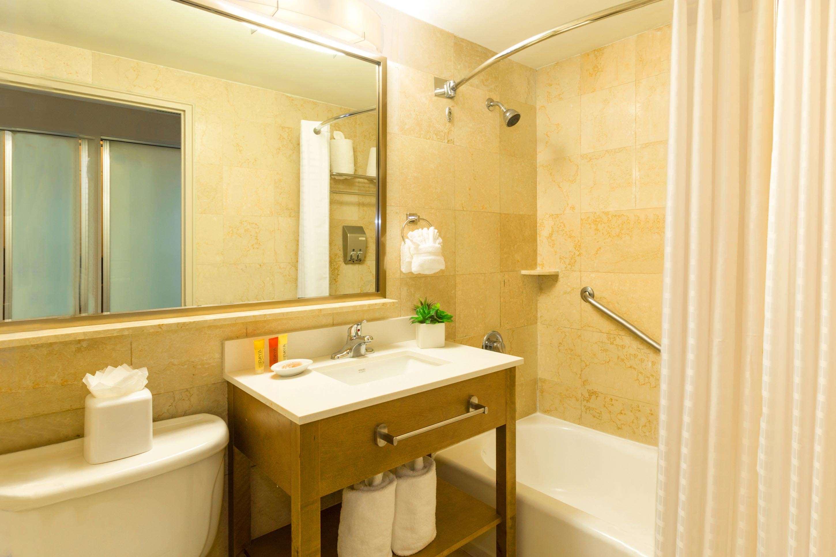 Best Western Plus Atlantic Beach Resort in MIAMI BEACH - FL