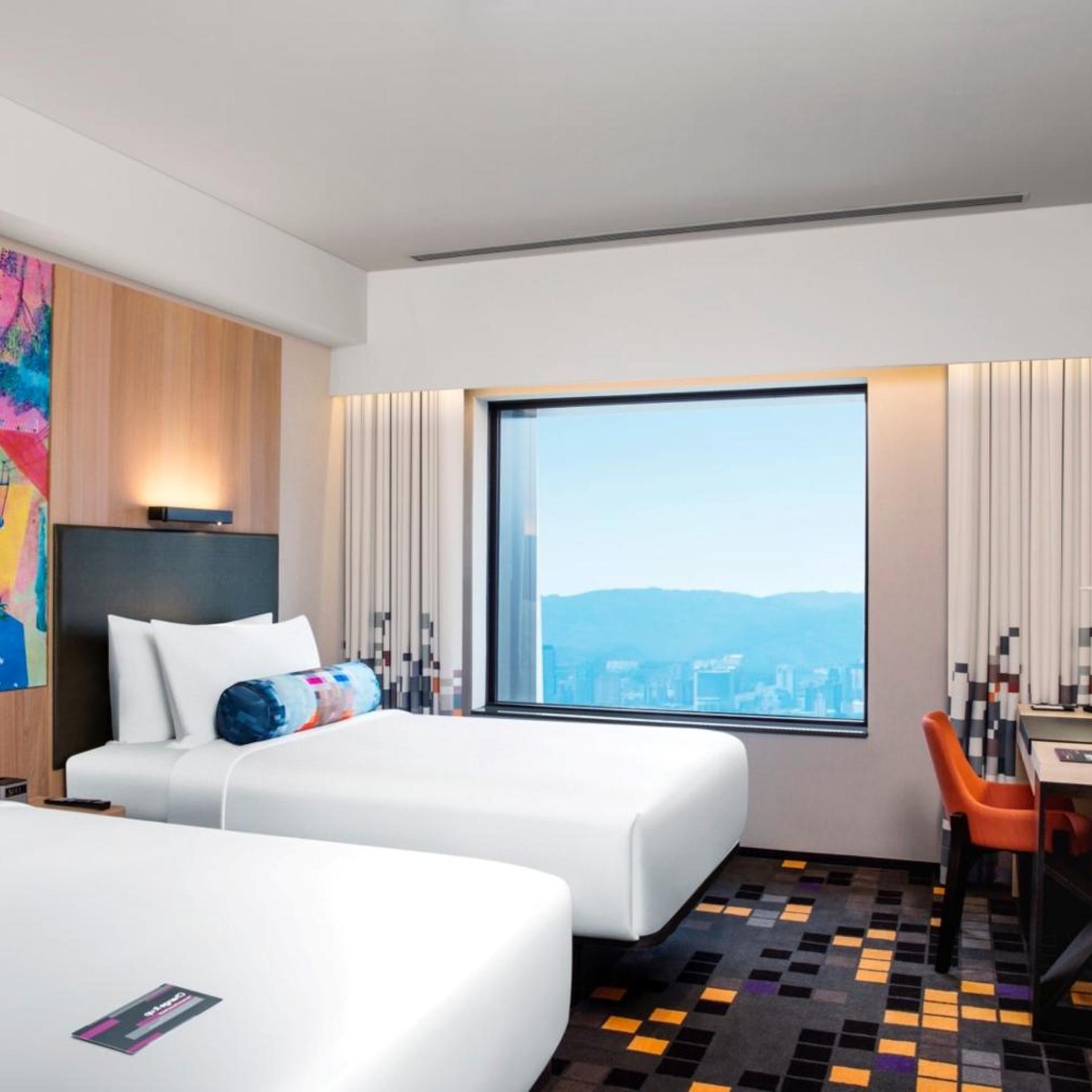 Aloft, Twin Beds