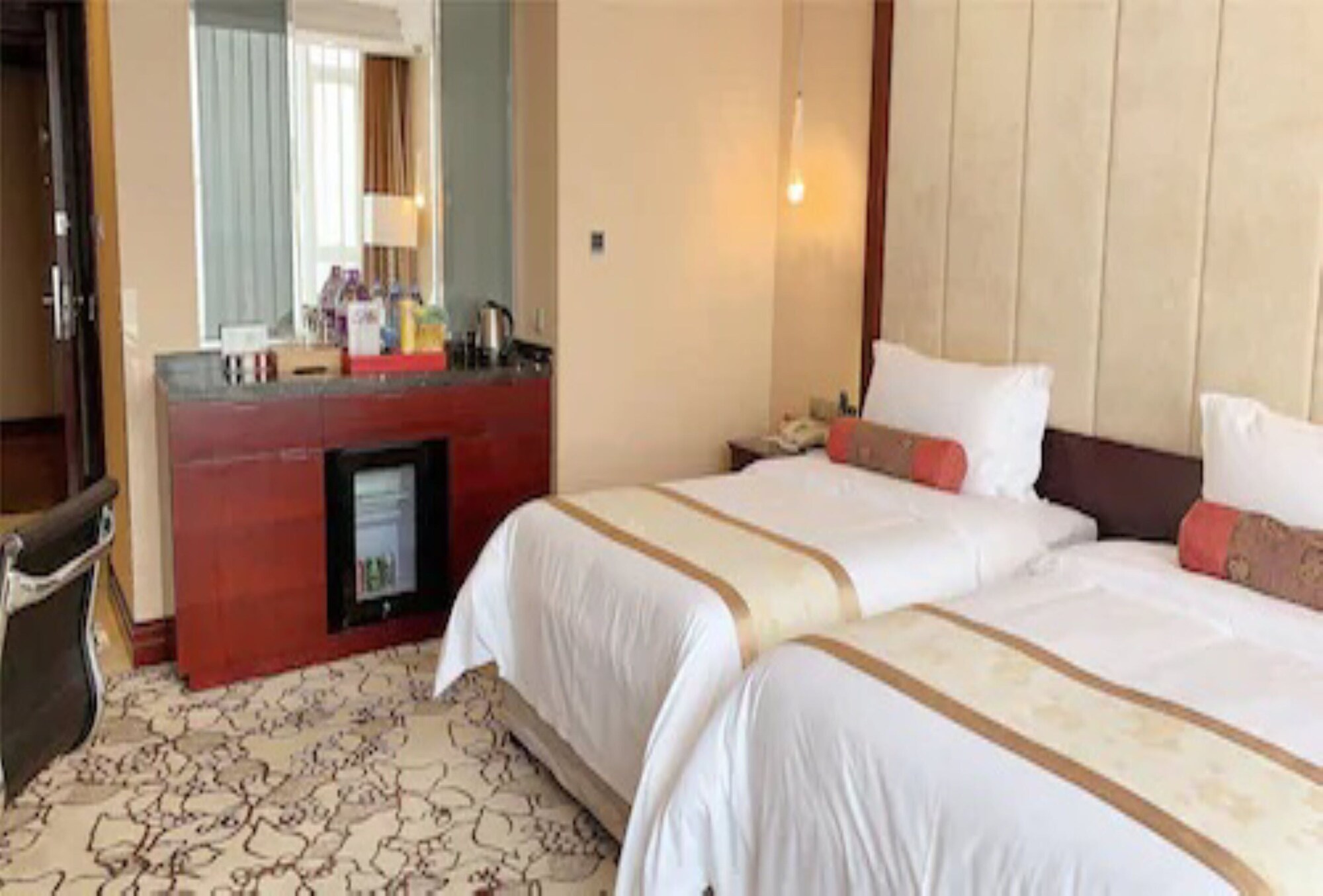 ROOM, TWIN BEDS, GARDEN VIEW