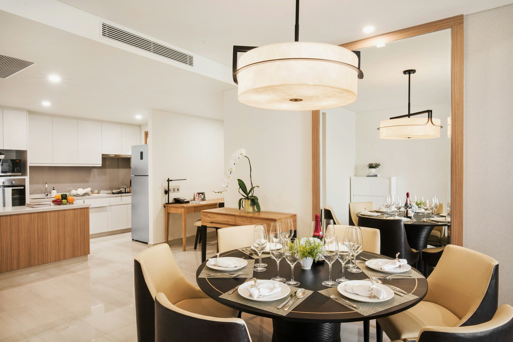 Oakwood Residence Saigon 32/49