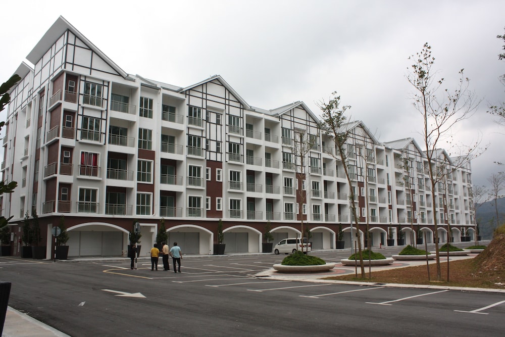Cameron Golden Hills Resort 1/50