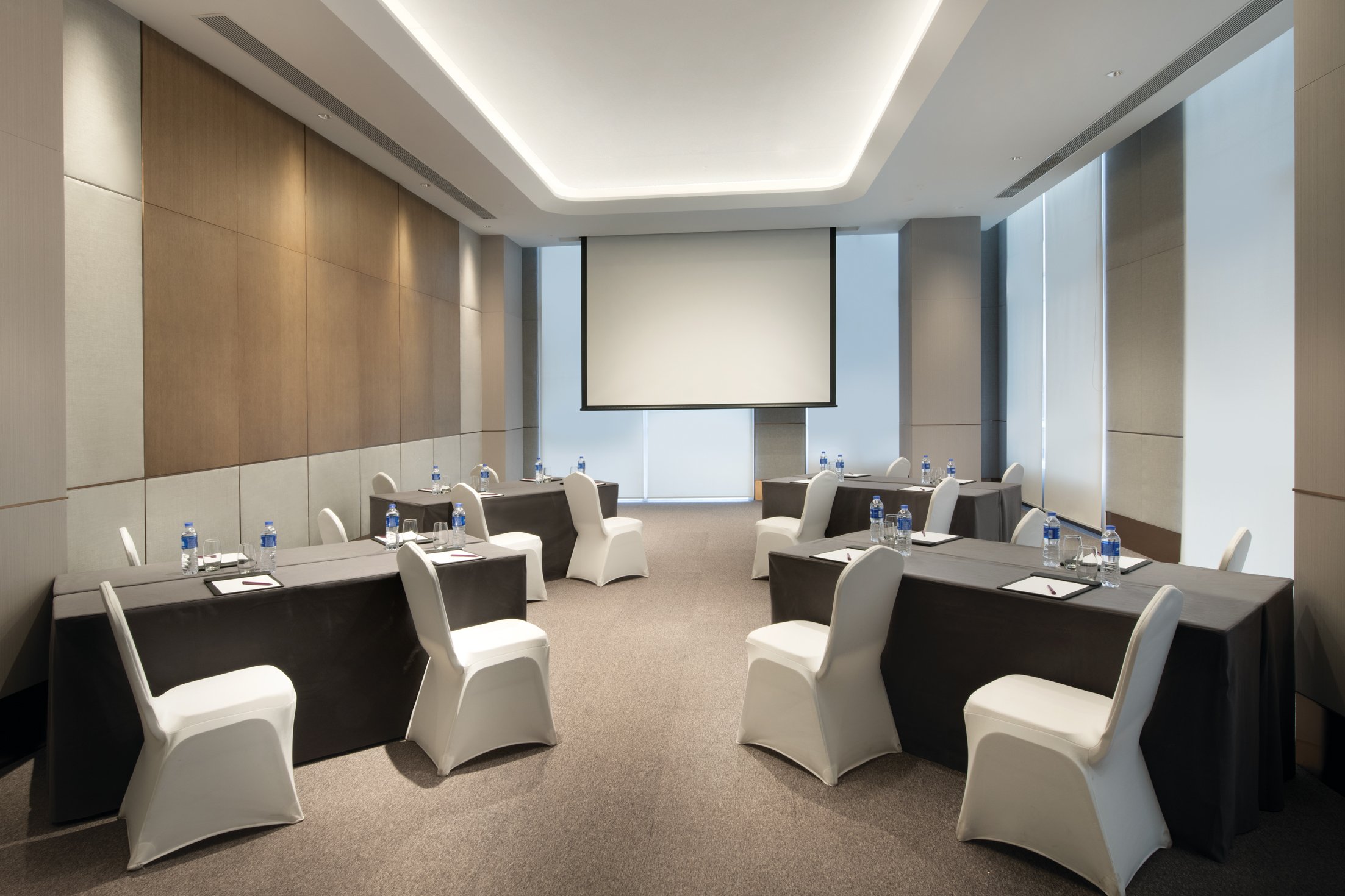 Crowne Plaza Dalian Xinghai 58/70