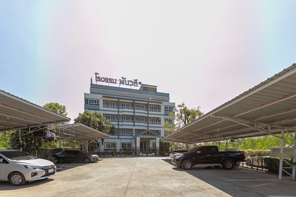 Panwalee Hotel 57/64