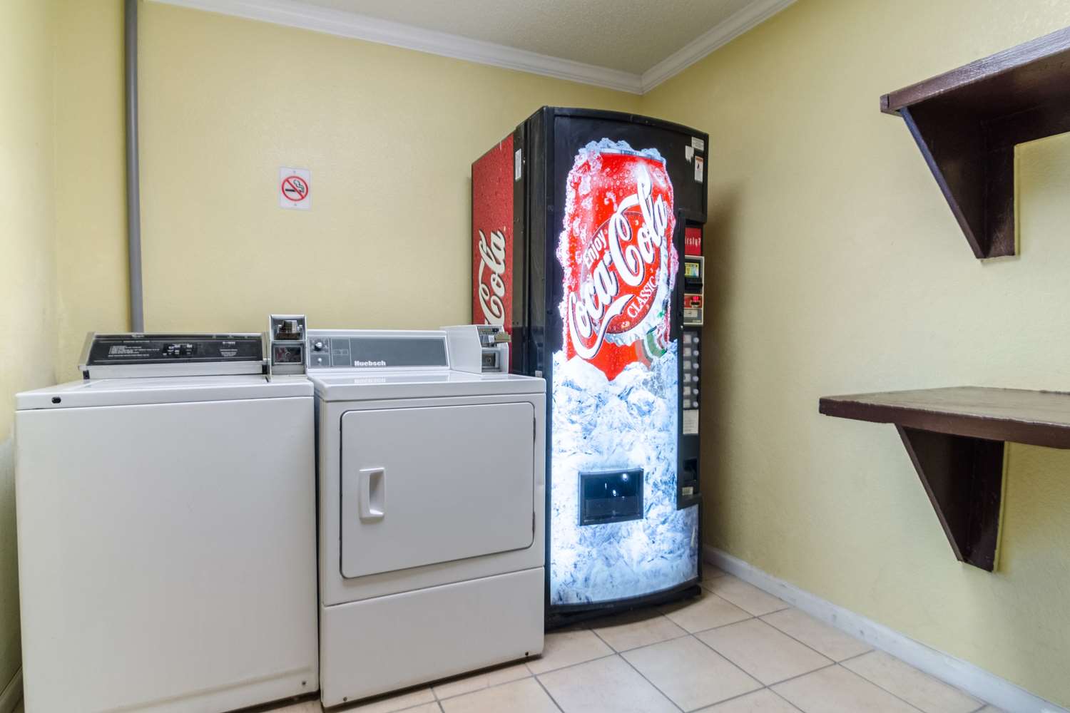 Rodeway Inn & Suites Jacksonville Near Camp Lejeune 12/51