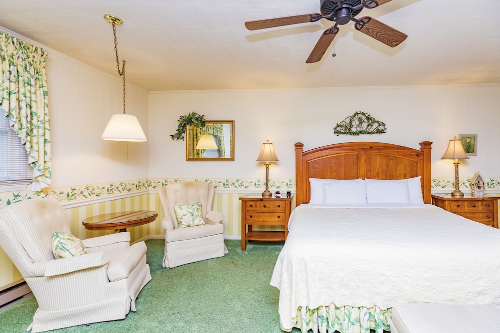 Azalea Garden Inn 21/50