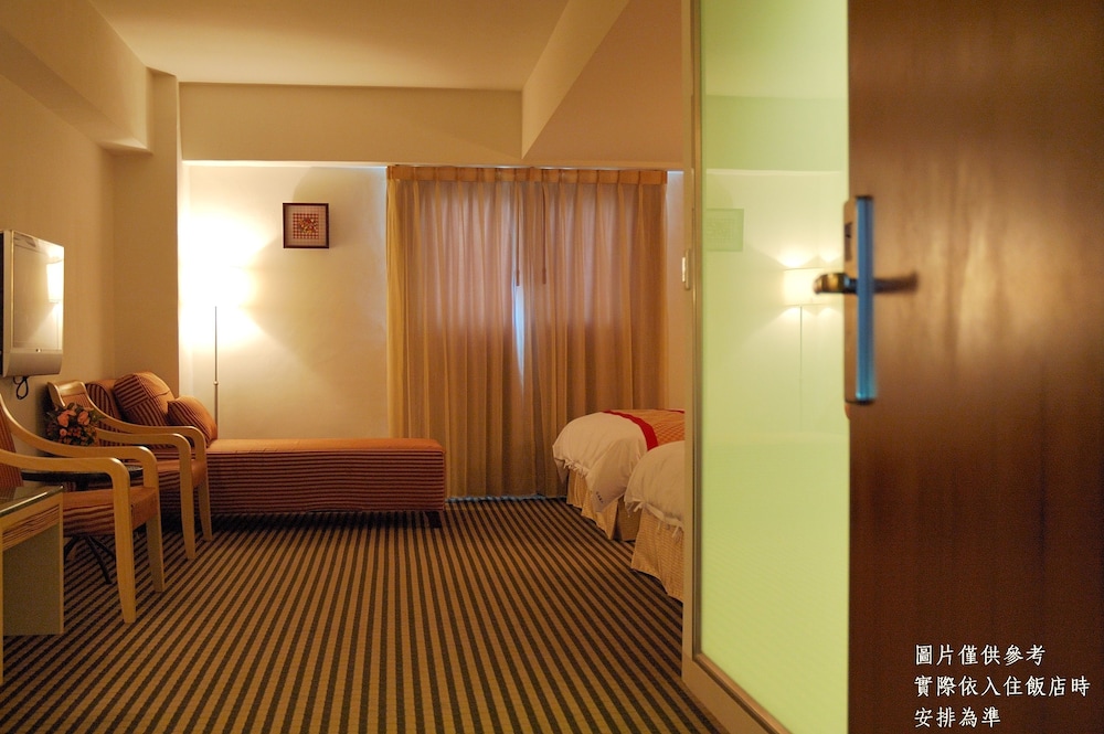 Ocean Hyaline Hotel 35/47