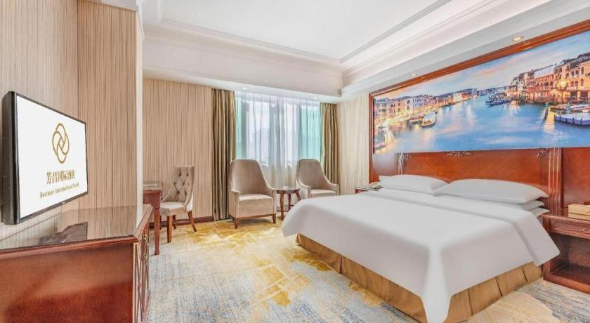 Vienna International Hotel (Guangzhou Tianhe Olympic Sports Dongpu) 19/49