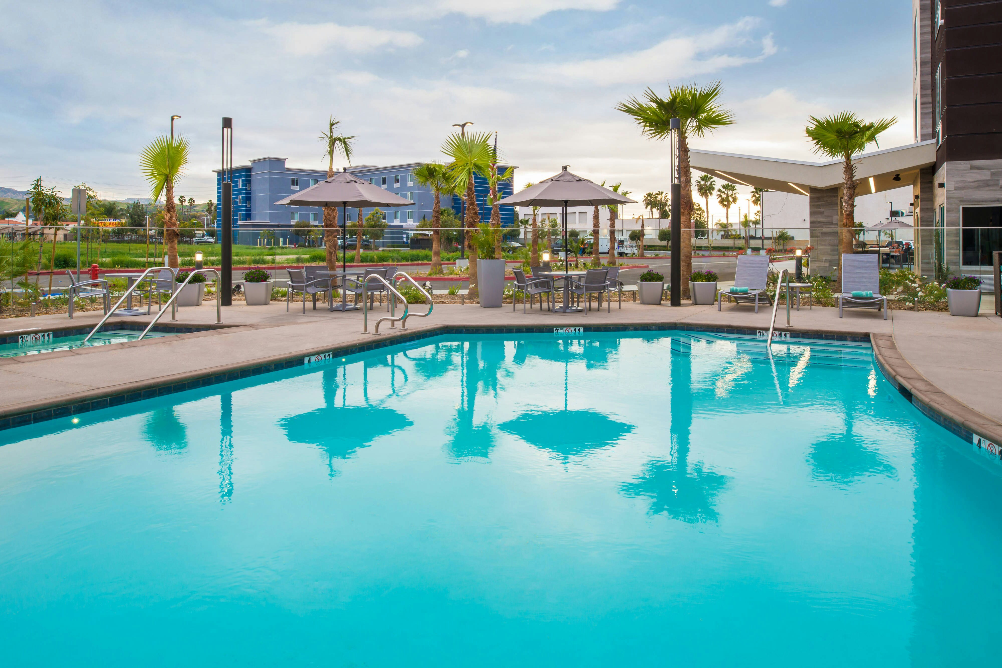 Towneplace Suites San Bernardino Loma Linda 4/64